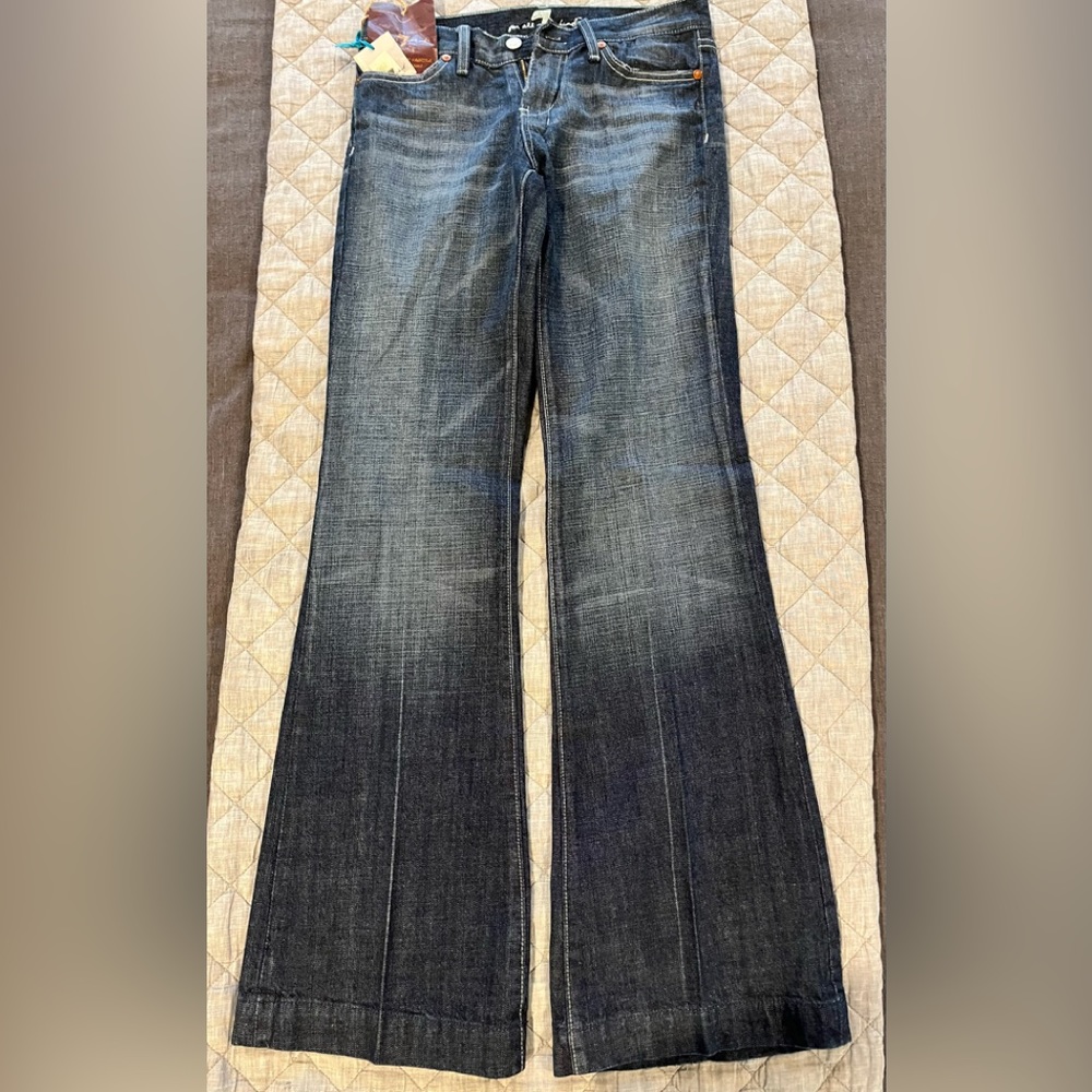 NWT 7 For All Mankind Dojo Flare Jeans